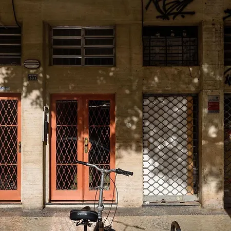 Apartamento Moderno Em Copacabana | Br 737/504-3